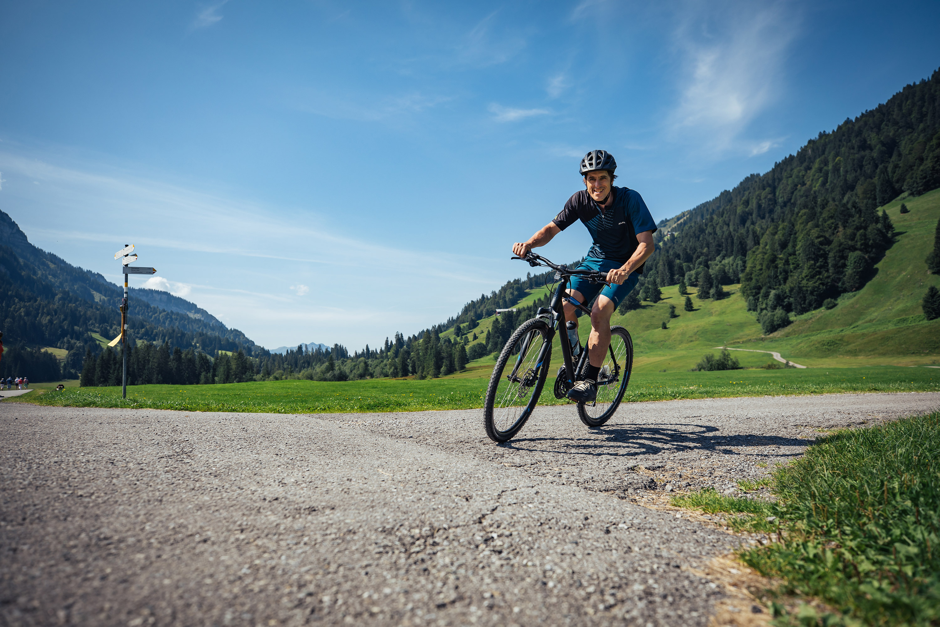 bike_cross_bulls_2020.jpg